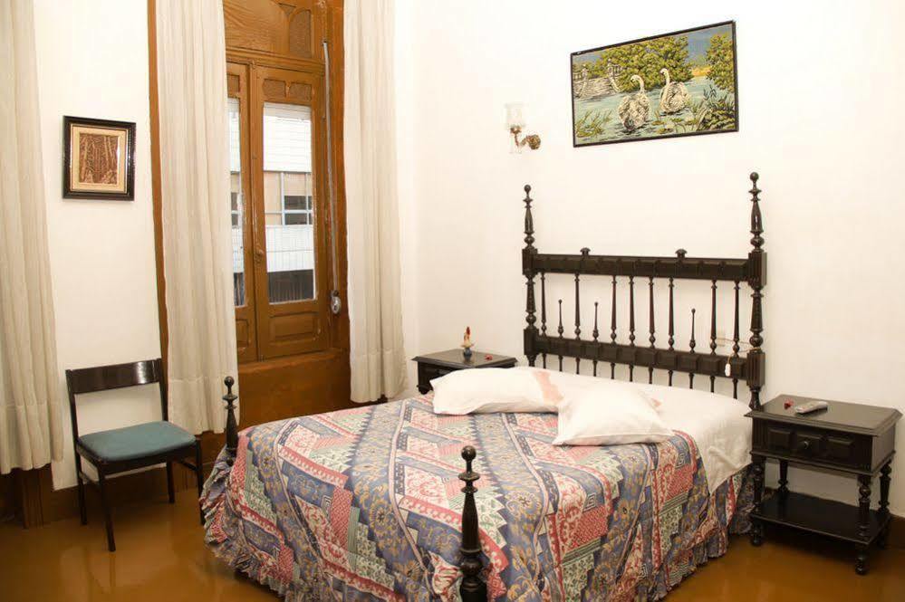 Monte Sinai Guest House Порто Екстериор снимка